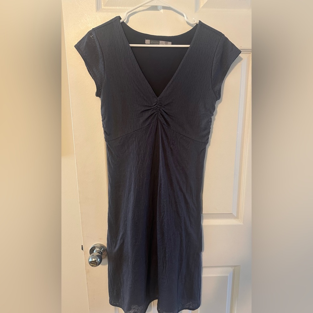 Athleta Dhara Gray Paisley Double Layer Burnout Short Sleeve V-Neck Dress.
